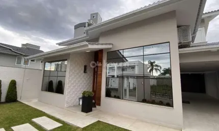 Casa para aluguel, 3 quartos, 2 suítes, 4 vagas, Recife - Tubarão/SC