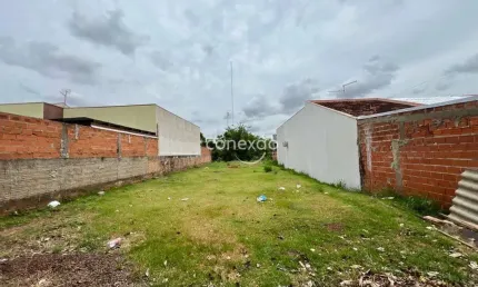 Terreno à venda no Jardim Coopagro, Toledo 