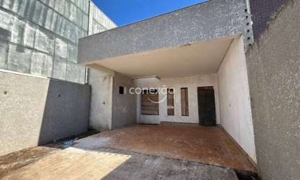 Casa à venda com 02 quartos + 01 suíte com piscina, Jardim Gisela - Toledo