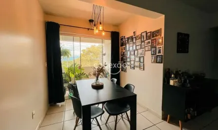 Apartamento a venda com 2 quartos, JARDIM PORTO ALEGRE - TOLEDO/PR