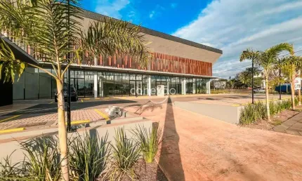 Sala comercial alto padrão para locação com 1.608,00m² de área construída, estacionamento próprio, tocantins - toledo/pr
