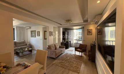 Apartamento de 110m² com 3 quartos sendo 1 suíte no bairro Balneário em Florianópolis
