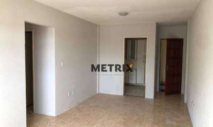 Apartamento com 2 dormitórios à venda, 72 m² por R$ 165.000,00 - Damas - Fortaleza/CE