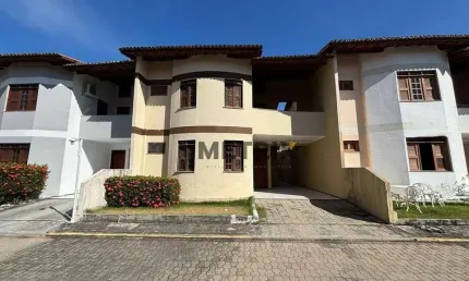 Casa com 4 dormitórios à venda, 134 m² por R$ 520.000,00