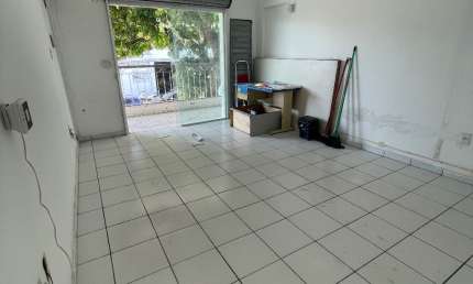 Sala comercial com 1 sala para alugar na Rua Diniz Barreto, 23, Prado, Recife