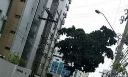 Apartamento Térreo a 400m do Mar –  Boa Viagem - 3 dormitórios