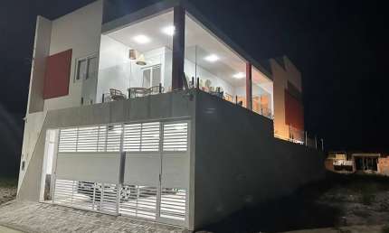 Casa Mobiliada com 4 Quartos - Oportunidade Tamandaré