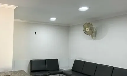 Casa / Ponto comercial - Oportunidade! Pronta para Clínicas