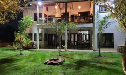 Casa em condomínio fechado com 5 quartos à venda na Rua Evandro Martins de Camargo, 120, Vila Inglesa, Indaiatuba