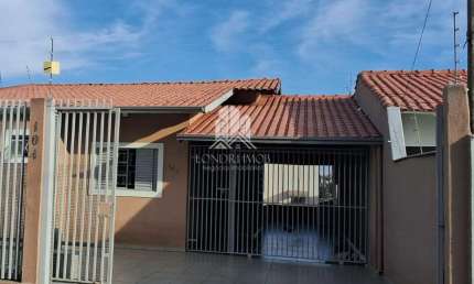 Casa para Venda em Londrina, Pacaembu, 3 dormitórios, 2 banheiros, 4 vagas