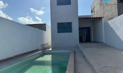 BAIXEI! Casa 4 qts, piscina, churrasqueira e solarium!