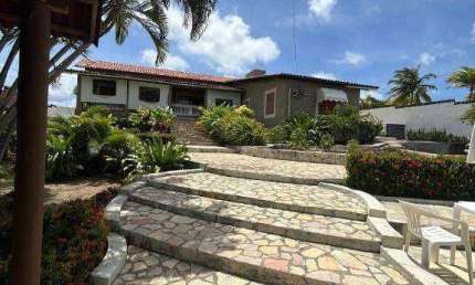 Casa 5 qts, mobiliada, apenas 2 ruas da Praia de Carapibus