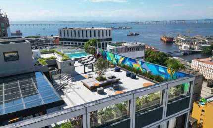 Luxuoso Studio, Centro Rio, Rua Visconde de Inhuma, junto arsenal de Marinha, sacada, 41m², frente, sol manhã, a partir de R$ 390.000,00... Empreendimento Skylux