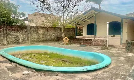 Terreno próximo ao mar e a comércio em shangri-la pontal do parana