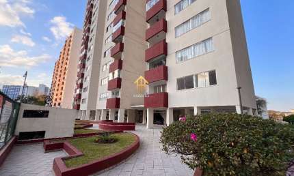 Condominio Clube, Apartamento 2 Dormitórios com Suíte e Sacada, Bairro Portão