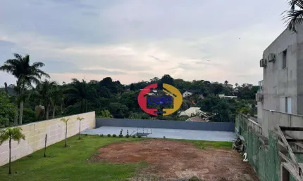 Terreno com projeto aprovado à venda no condomínio arujazinho i,ii,iii!!!