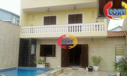 Casa à venda no bairro Jordanópolis em Arujá - SP!!!