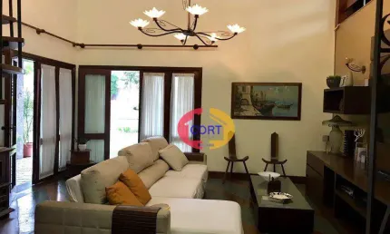 Casa à venda em condomínio de Arujá, aceita permuta de 100% em apartamento!