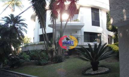 Casa de alto padrão à venda no condomínio Arujazinho IV!!!