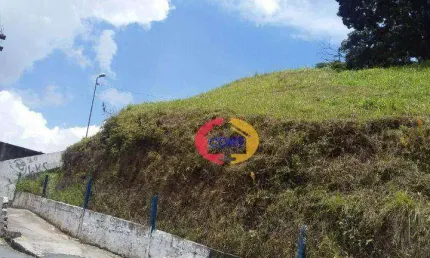 Terreno no centro de arujá para fins comerciais ou residenciais!!!