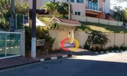 Sobrado com vista panorâmica à venda em condomínio de Arujá - SP!!!
