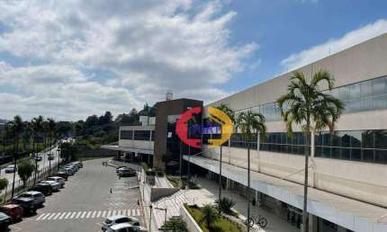 Sala comercial de 60m² para locação e venda em Arujá!!
