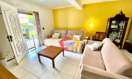 Venda de casa térrea de esquina próxima do centro de Arujá!!!