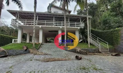 Casa à venda, Oportunidade para investidores, Ótima localização Arujá!!!