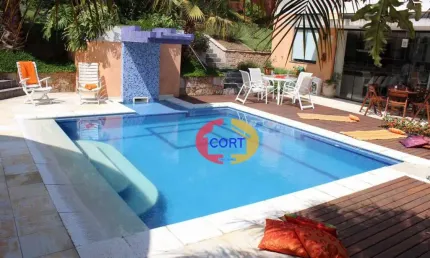 Casa de 385m² com lote de 2.000m² à venda no Arujazinho I,II e III!!!