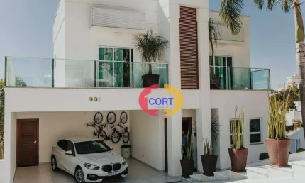 Casa mobiliada de alto padrão à venda no condomínio Arujá Hills III