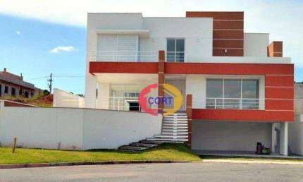 Linda casa à venda em condomínio de alto padrão de Arujá!!!