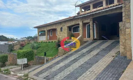 Casa  para locação no condomínio Country Clube de Arujá!!!