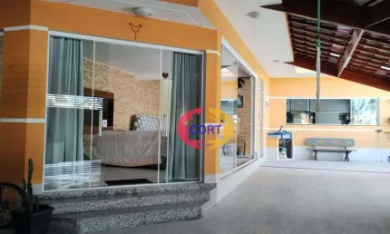 Casa com 4 suítes para venda no bairro Arujamerica - Arujá - SP!!!