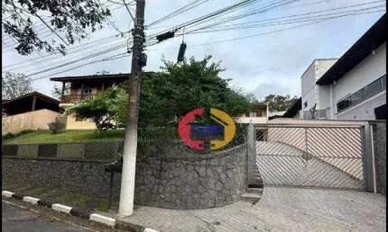 Imóvel à venda no condomínio Arujazinho I II e III.