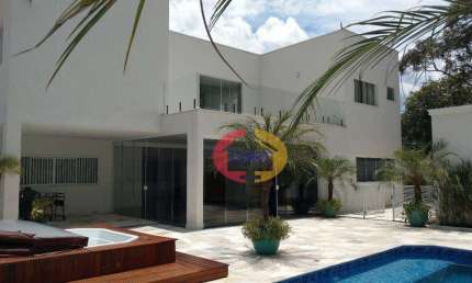 CASA PARA LOCAÇÃO E VENDA NO CONDOMINIO ARUJAZINHO I II e III
