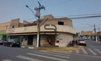 4 Pontos comerciais “tipo box com banheiros' + Casa sobrado residencial à venda Jardim da Fraternidade, Bragança Paulista.