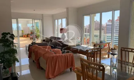 Cobertura para venda no Cambuí em Campinas - 3 quartos