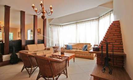 Casa à Venda na Vila Brandina em Campinas - 5 quartos