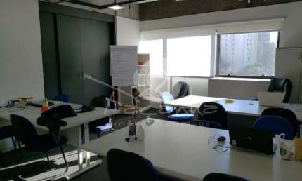 Sala para venda no Easy Office na Vila Itapura em Campinas - Imobiliária Façanha Imóveis Campinas