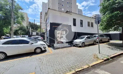 Casa comercial a venda no Cambuí em Campinas - Esquina