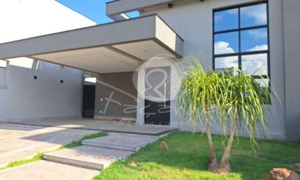 Casa a venda no bairro Fazenda Santa Cândida em Campinas - 3 quartos