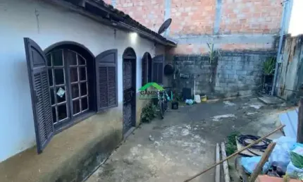 Casa à venda na Estrela Do Sul, Mariana  por R$ 350.000
