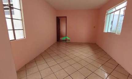 Casa com 4 quartos à venda na Fonte Da Saudade, Mariana  por R$ 900.000