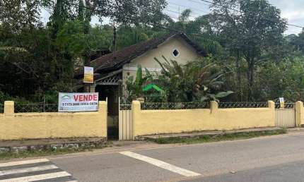 Casa à venda em Passagem de Mariana, Mariana  por R$ 825.000
