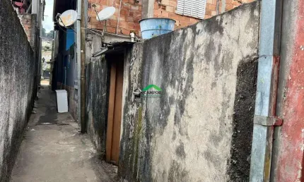Casa com 2 quartos à venda no Centro, Mariana  por R$ 200.000