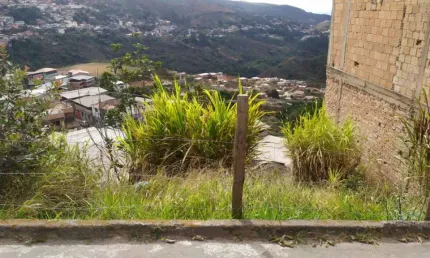 Terreno à venda no Alto Da Cruz, Ouro Preto  por R$ 120.000