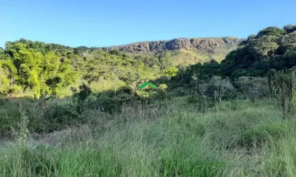 Terreno à venda na Zona Rural, Mariana  por R$ 220.000