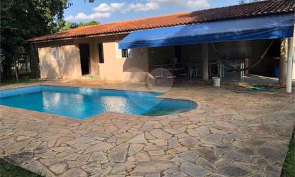 Chácara com 2 quartos à venda em Chácara Carolina - SP