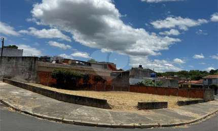 Terreno à venda na João De Almeida Campos, Parque Residencial Rondon, Salto