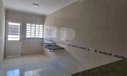 Casa térrea com 2 quartos à venda em Recanto Do Guarau - SP